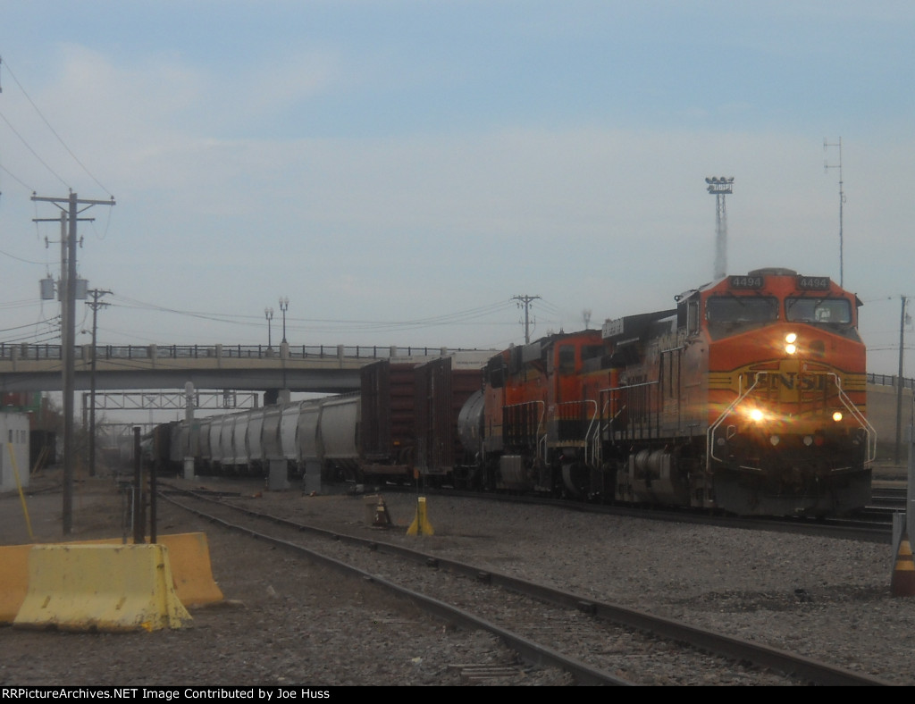 BNSF 4494 West